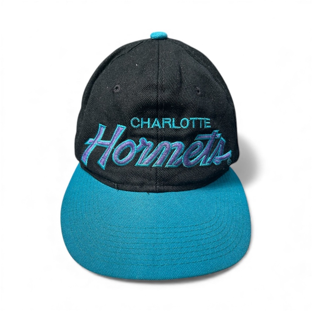 🏀 Vintage 1990s Charlotte Hornets Snapback Hat 🏀
